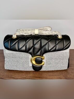 New Coach Tabby Shoulder Bag 33
With Quilting in Brass/Black